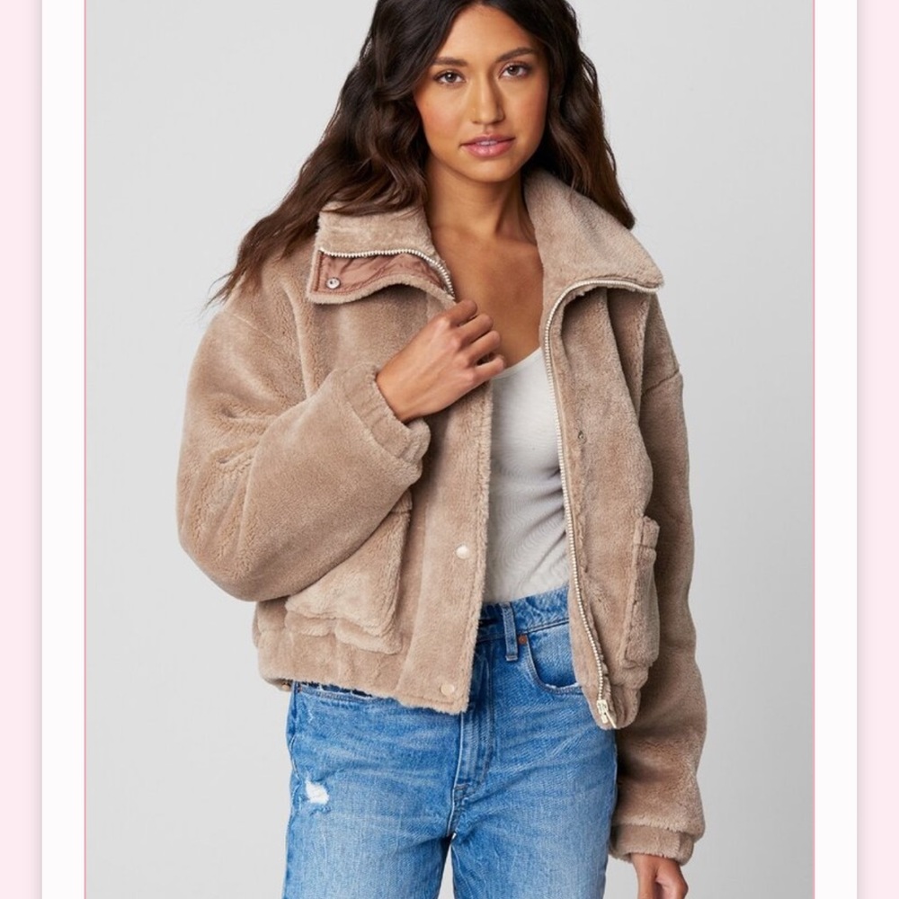 NWT Blank NYC Bicoastal Faux Fur Jacket Size LARGE Beige - Picture 8 of 16